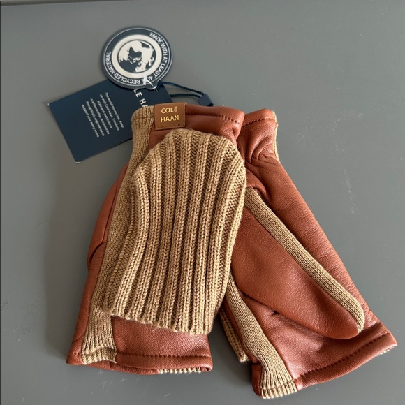 Cole Haan Brown & Tan Leather and Knitted Flipover Mitten - Picture 4 of 7